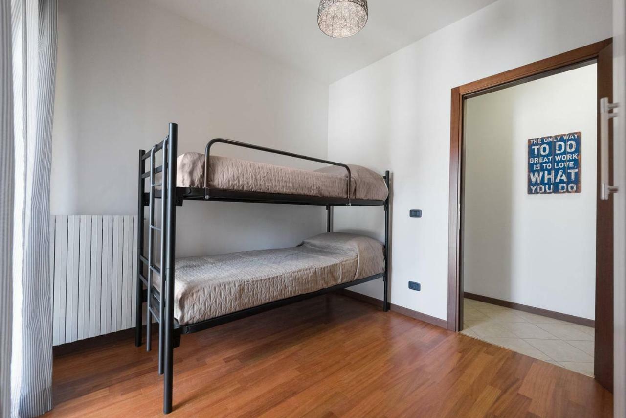Ortaglia A2 Apartment Torri Del Benaco Exterior photo